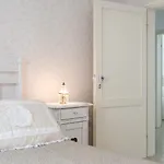 La Dina 10, Emma * Modigliana
