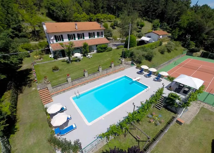 La Dina 10, Emma Modigliana