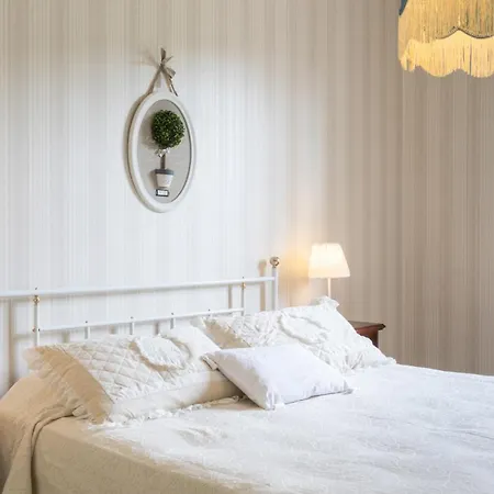 La Dina 10, Emma فيلة Modigliana