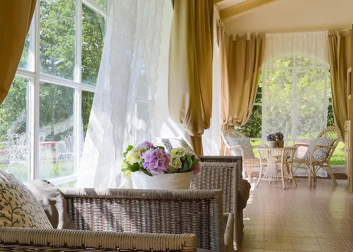 La Dina 10, Emma וילה Modigliana